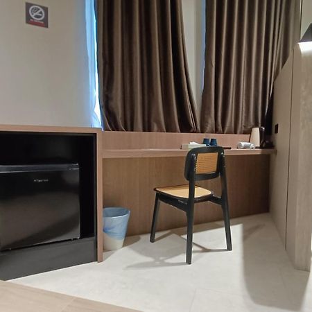 Urban Inn, Serai Wangi Padang Serai Bagian luar foto