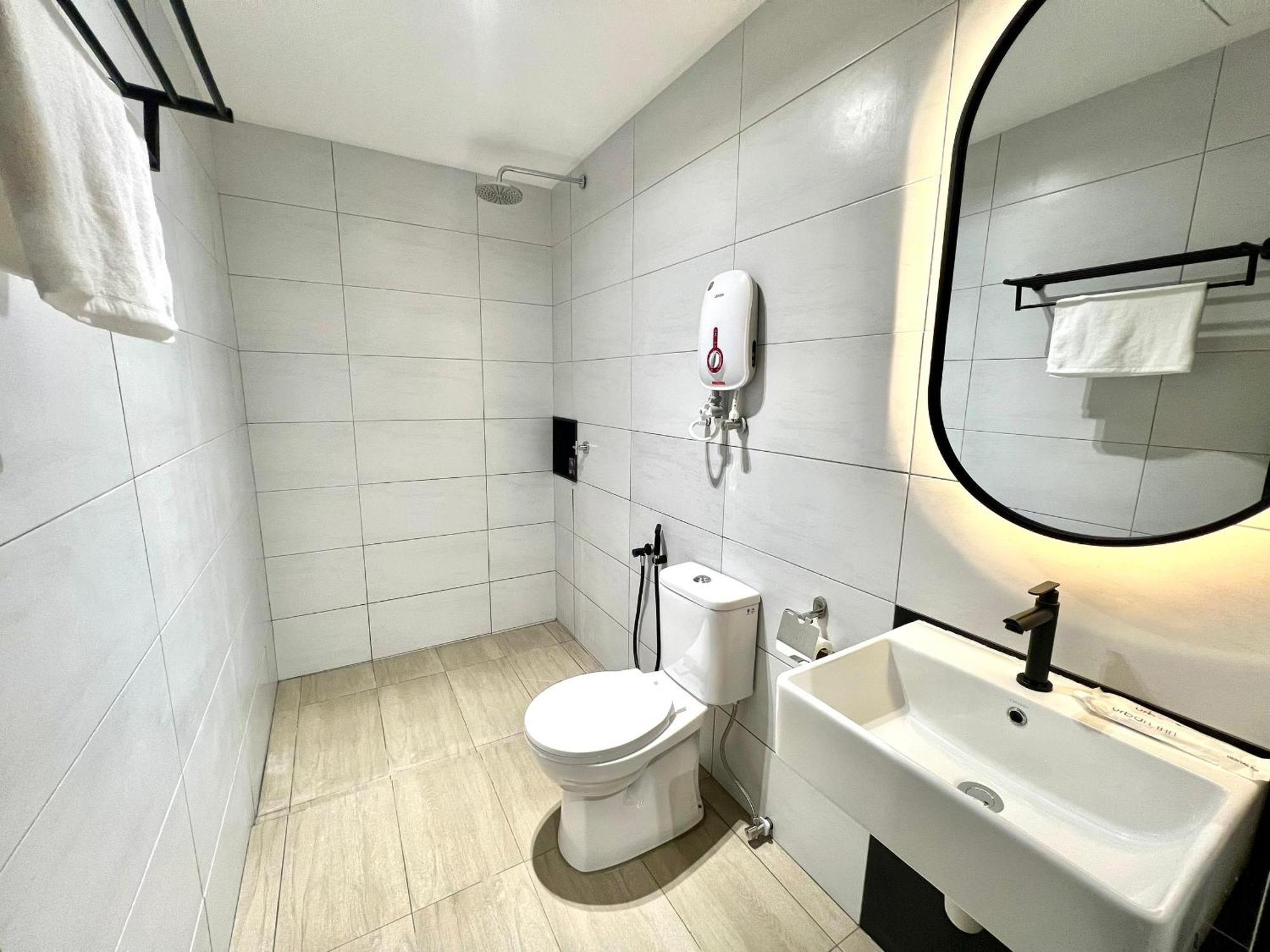 Urban Inn, Serai Wangi Padang Serai Bagian luar foto