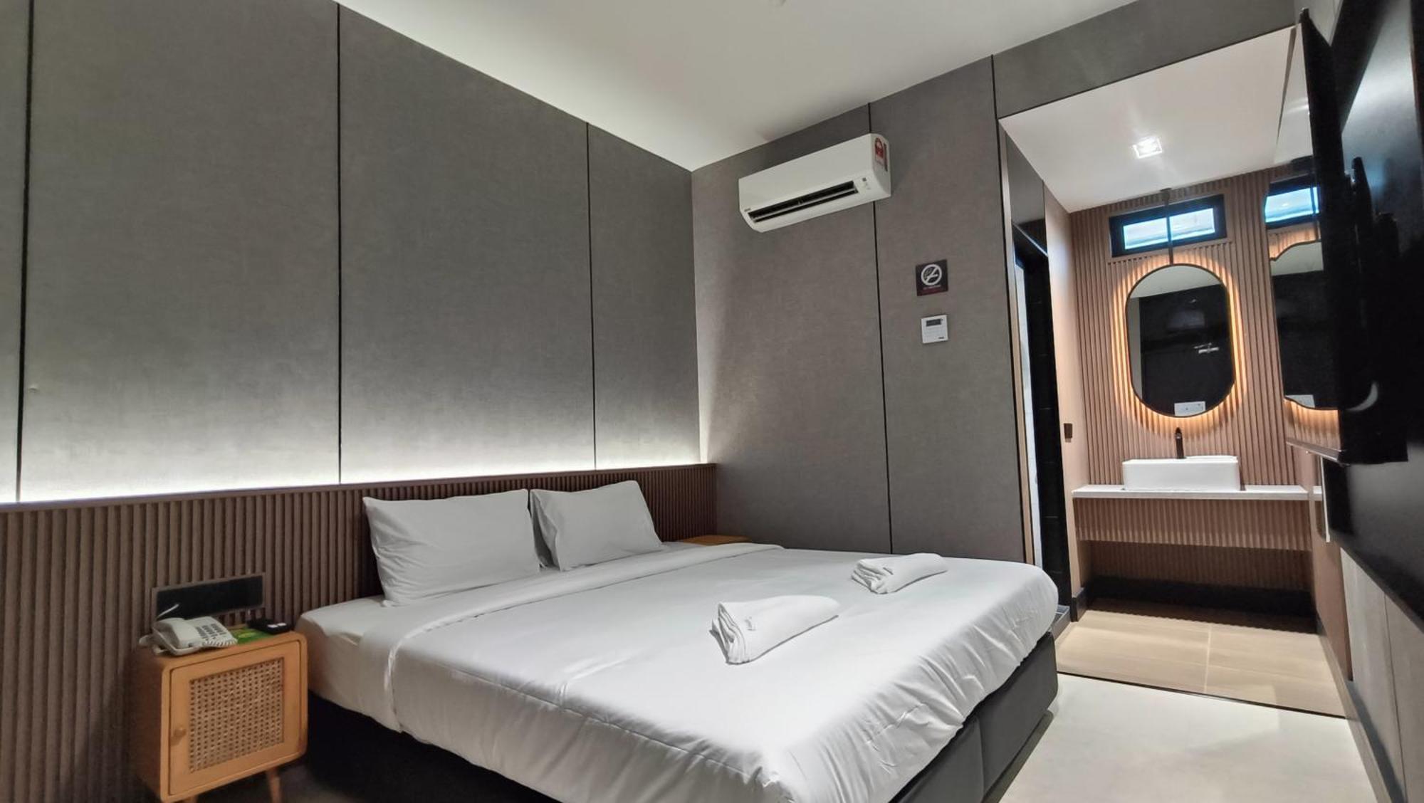 Urban Inn, Serai Wangi Padang Serai Bagian luar foto